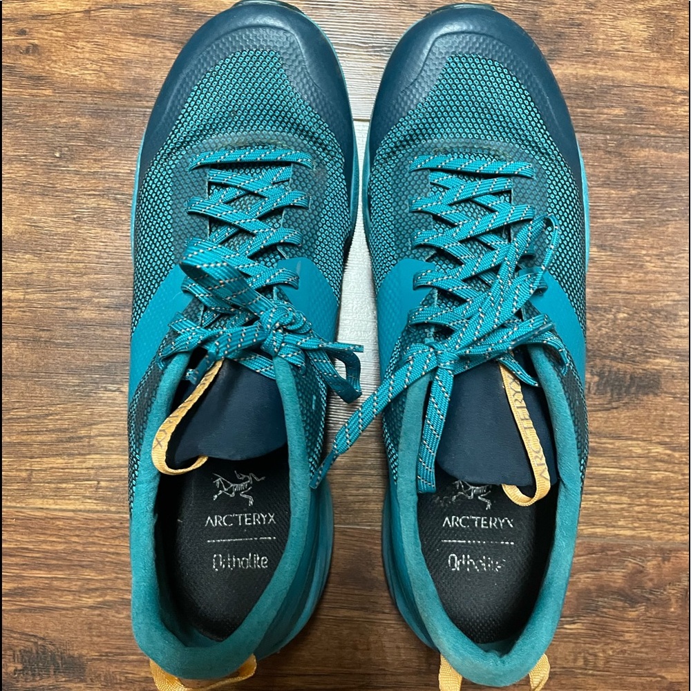 Size 8.5 Women's Arcteryx Norvan VT 2 Trail Running Shoes
